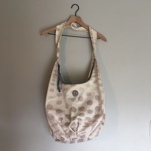 lululemon sackasana hobo bag seaside white dot